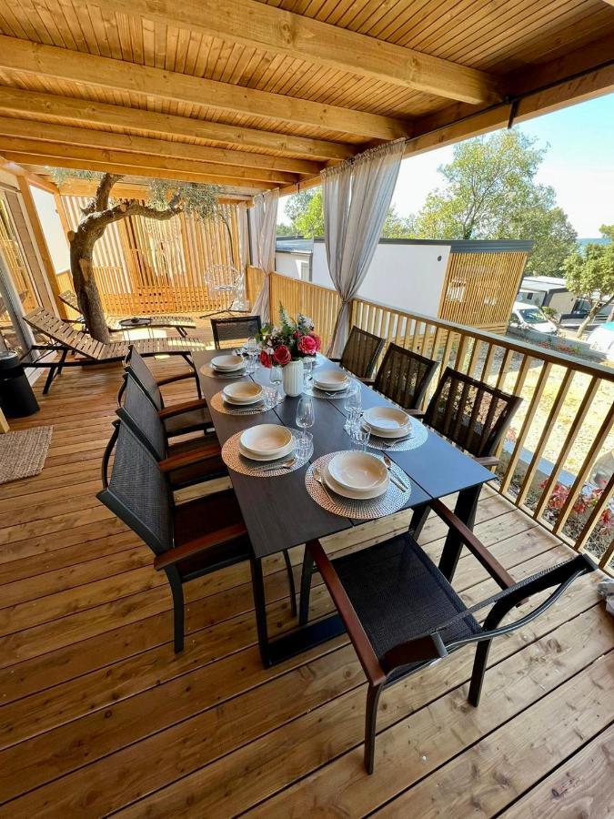 Villa Family Grand De Luxe Mobilhome Selce Exterior foto